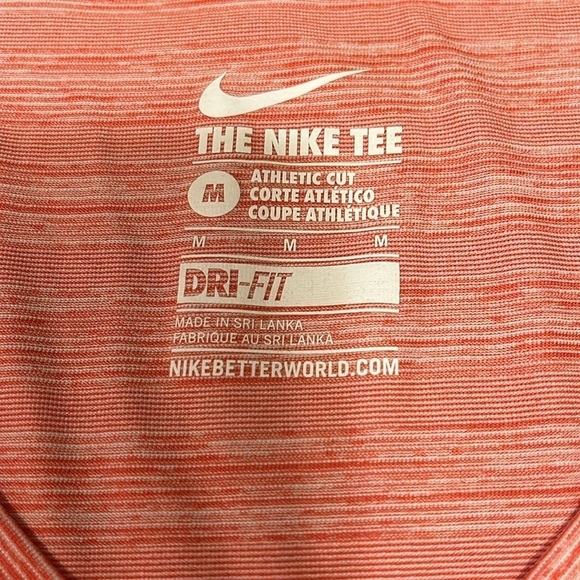 NIKE DRI- Fit Red & White Micro- Striped Short Sleeve T Shirt Women’s Medium - Picture 4 of 9